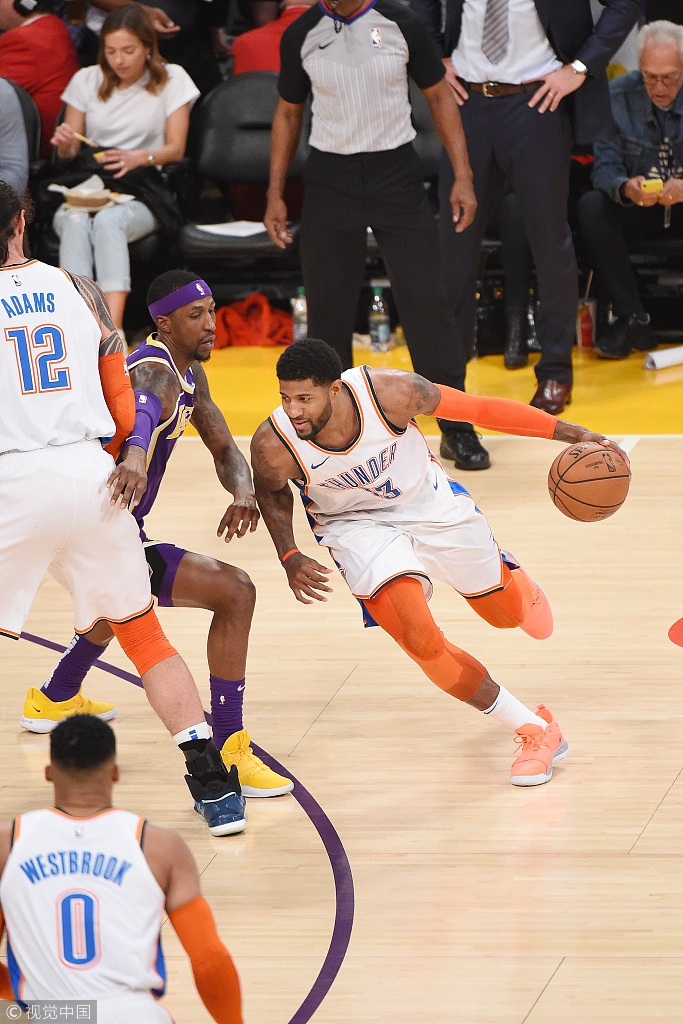 球队在进攻 球队在进攻