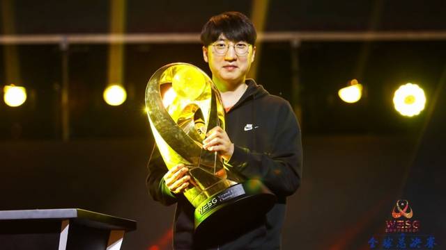 他的个人经 他的个人经